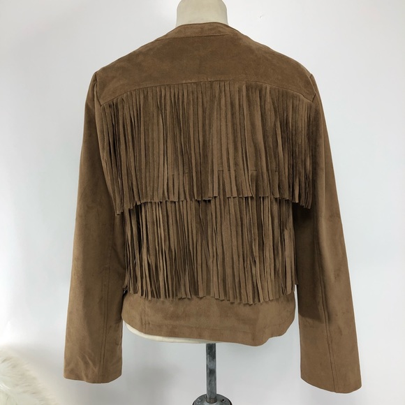 a.n.a faux suede tan fringe jacket. Size Medium - Picture 5 of 8